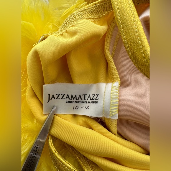 Jazzamatazz -Dance/Figure Skating Costume - Yellow Velvet-Tulle & Feather Skirt - Picture 5 of 9